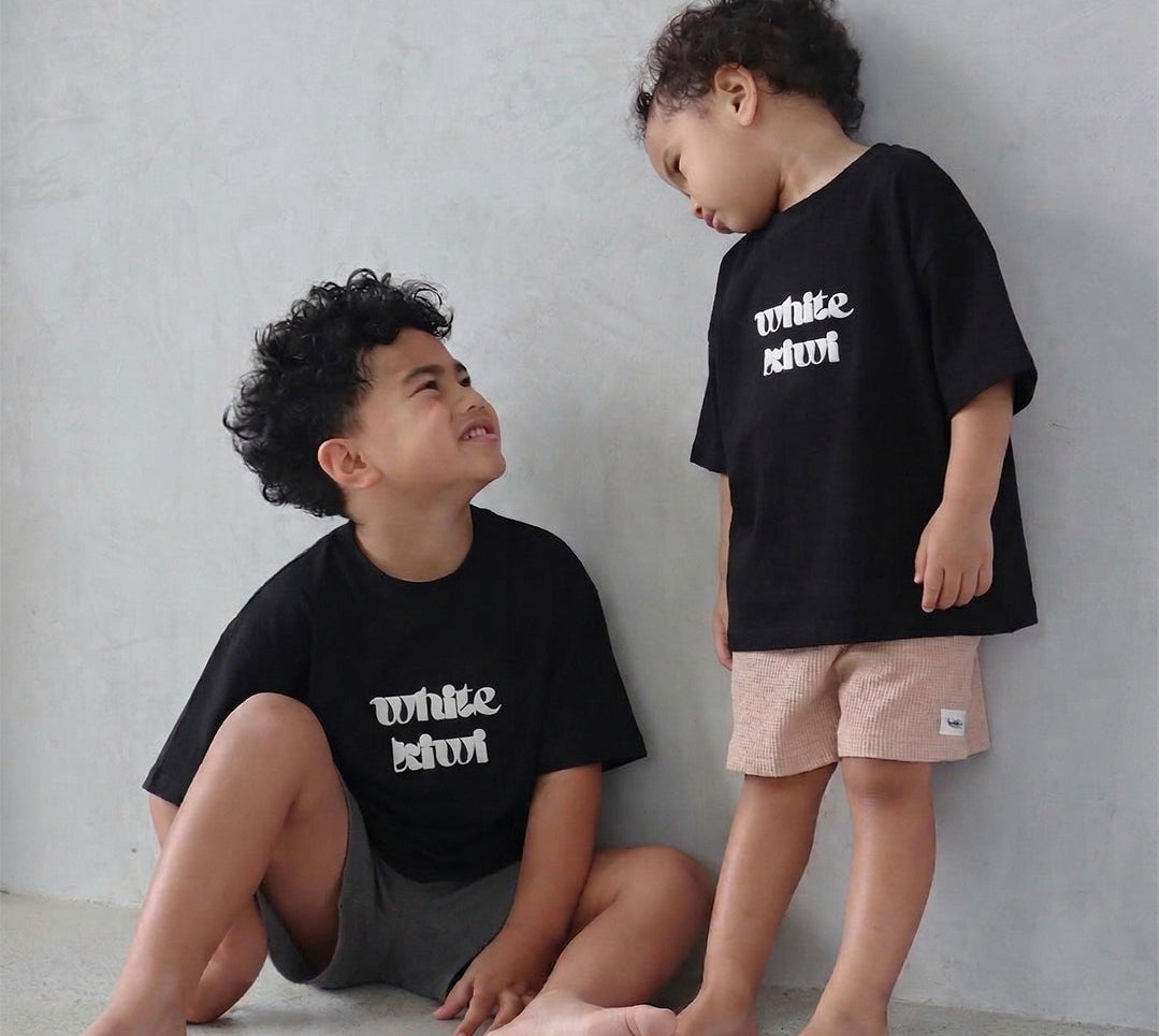 Sea Whispers Tee (black)